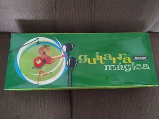 Antigua guitarra mágica, de Kuxan