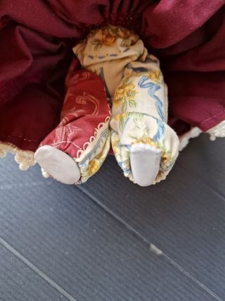 bambola in porcellana