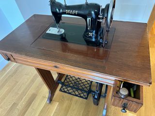 MAQUINA DE COSER ANTIGUA STAFF