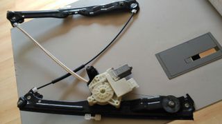 9678189780 - ELEVALUNAS DELANTERO DERECHO PEUGEOT 