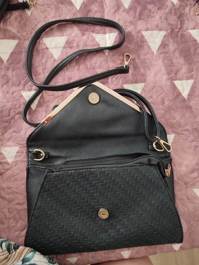 bolso negro,A ESTRENAR