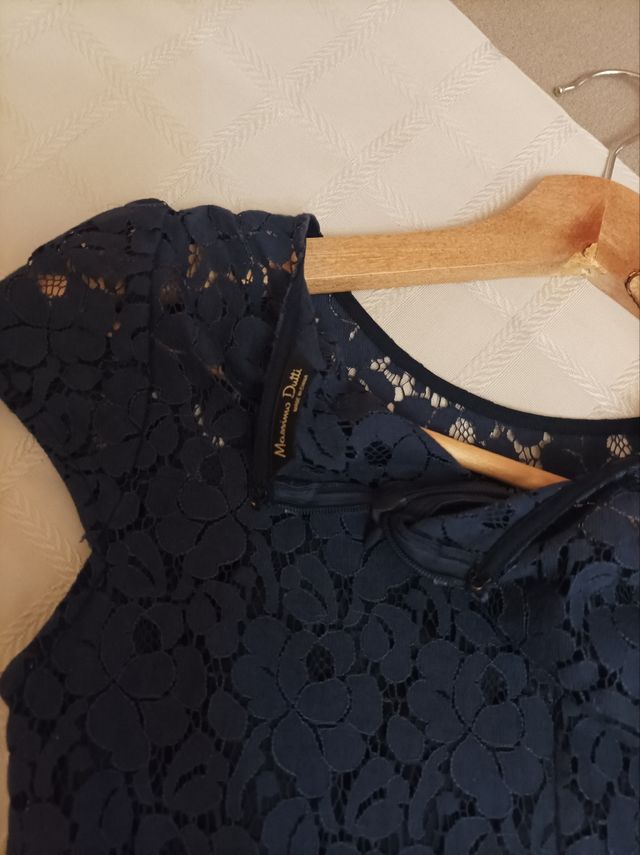 vestido de mássimo Dutti.