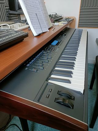 Teclado piano kurzweil PC3K8 + EXP