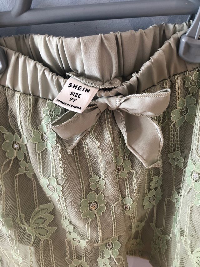 Pantalones veraniegos flores