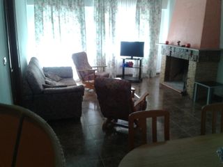 Chalet vacaciones, con piscina particular 