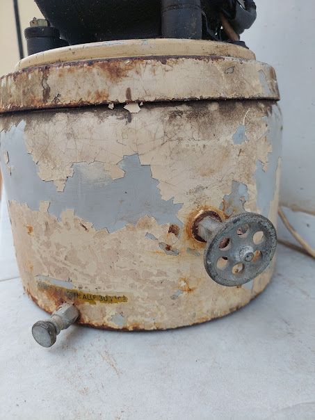 Magnifico compresor de dentista años 30/40 LUFT