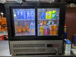 EXPOSITOR MANTENEDOR Y REFRIGERADOR