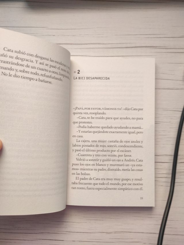 Libro infantil Detective en chanclas