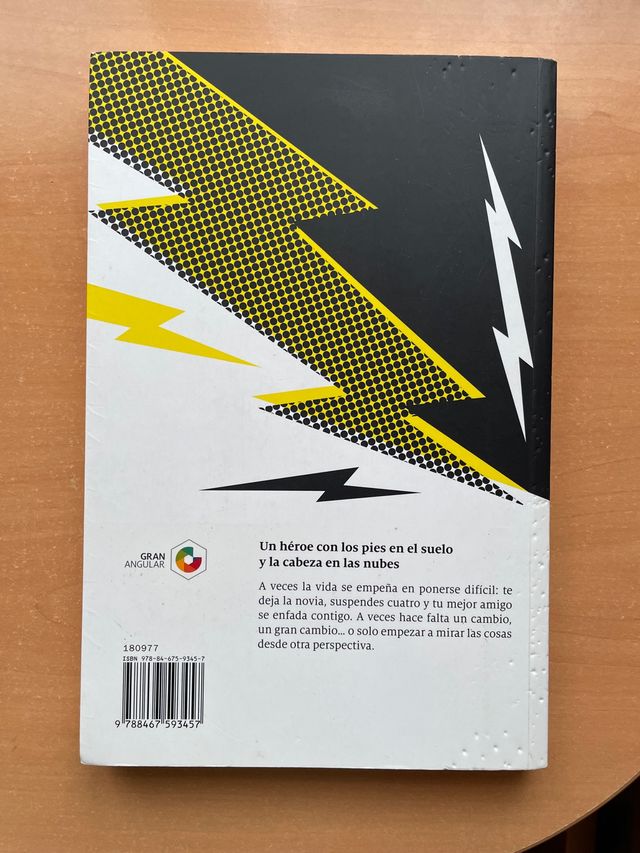 LIBRO NUNCA SERÉ TU HÉROE