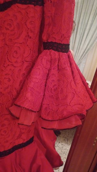 vestido de flamenca de encaje