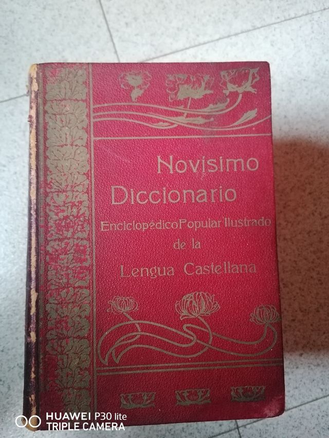 NOVÍSIMO DICCIONARIO ENCICLOPÉDICO.