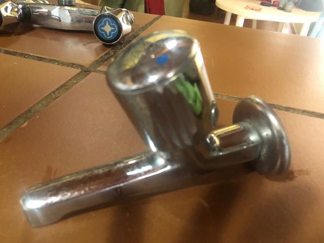 GRIFO LAVADERO O PILA