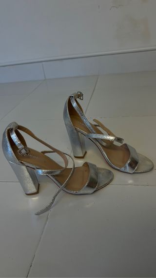 Sandalias plateadas
