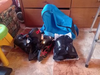 Patines + bolsa nueva+ protecciones sin estrenar