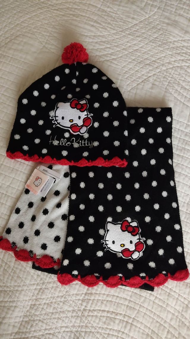 Gorro y bufanda Hello Kitty