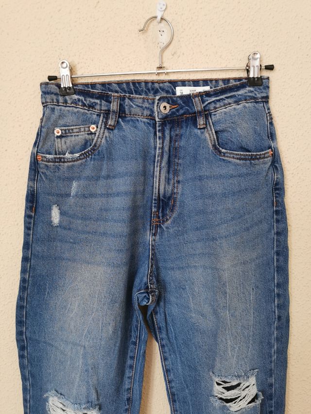 Pantalón chica talla 38 de Lefties.