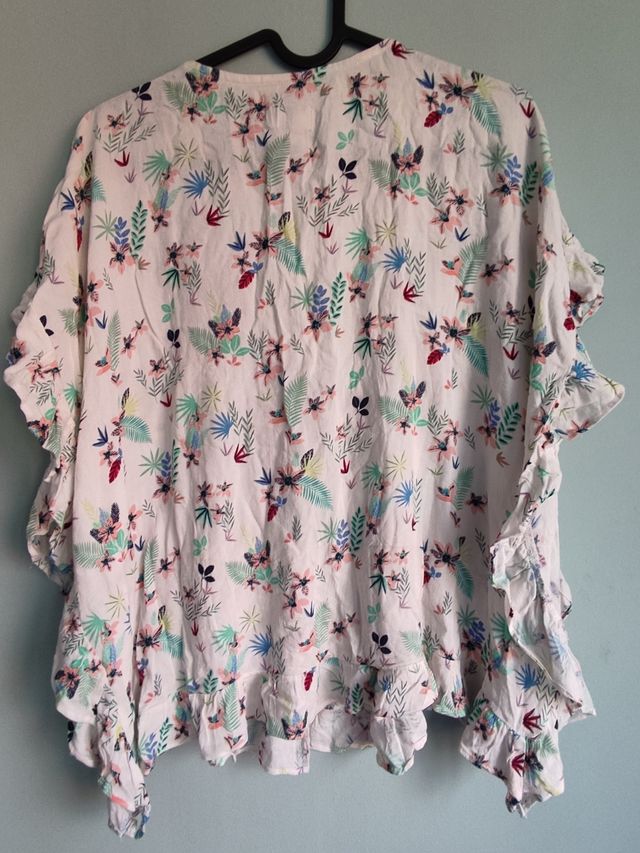 Camisa Pepe Jeans flores y hojas talla 16