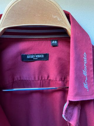 Camisa de hombre burdeos
