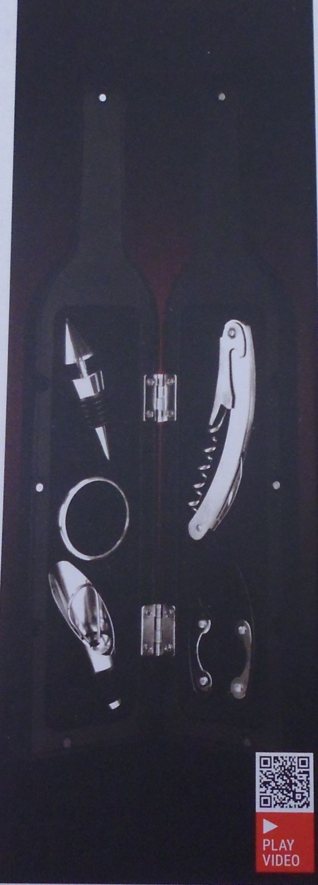 Estuche con forma de botella o caja con accesorios