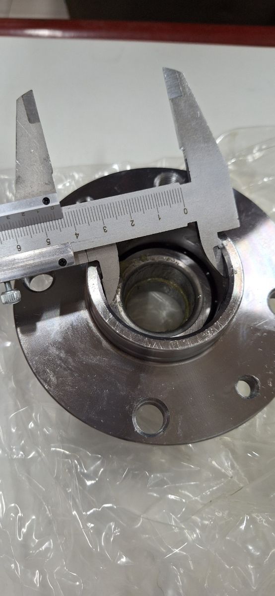 Cubo trasero Fiat Seat 127-Fiat Seat 1200 VKBA626