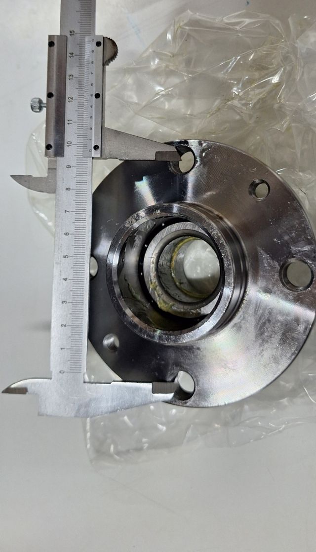 Cubo trasero Fiat Seat 127-Fiat Seat 1200 VKBA626