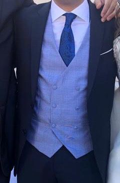 CHALEQUILLO BODA NOVIO ESTILO INGLÉS 
