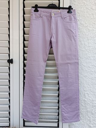 Pantalón lila