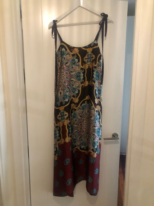 Vestido zara raso estampado