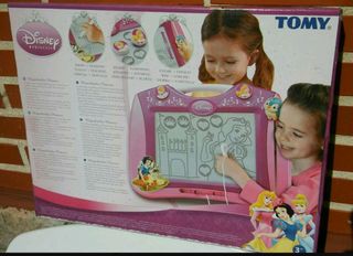 Pizarra Princesas Disney no rebajo más el precio