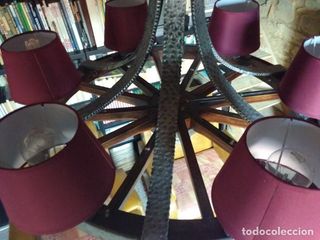 Singular y elegante lampara de techo con rueda de