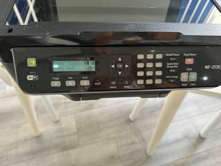 Impresora con escáner Epson  WF 2530
