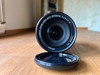 Canon EOS 50D + objetivo EF-S 18-135 1:3.5-5.6 IS