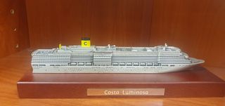 Maqueta Barco Costa luminosa