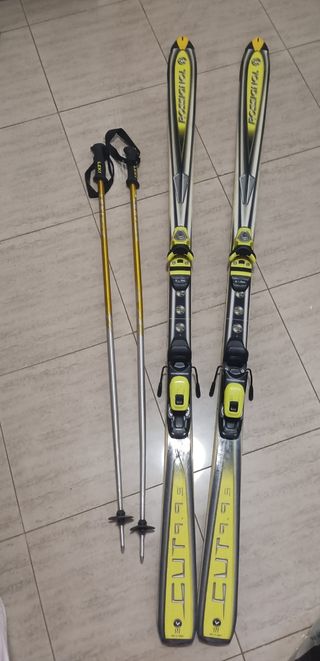 Esquís y palos