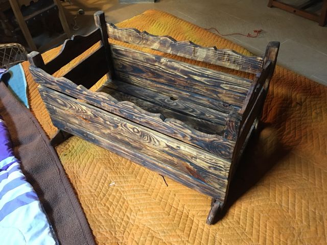 Cuna antigua restaurada