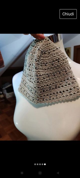 cappello donna grigio perla con perline