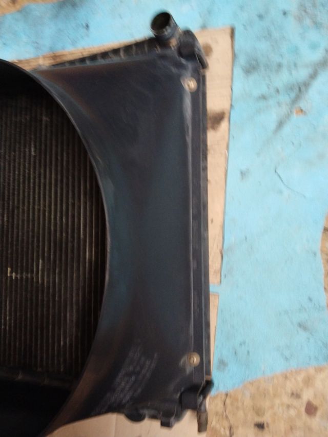 Radiador Del Ventilador Volvo 240/740 