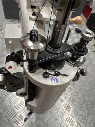 MÁQUINA DE COSER SEWMAQ SW-7129 (CUERO)