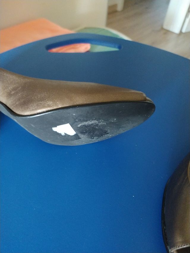 Zapato tacón piel Adela Gil n 39