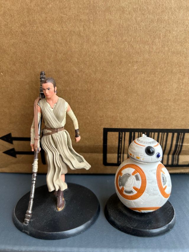 Star Wars Playset figuras Disney Store+baraja