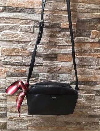 Bolso Negro Parfois