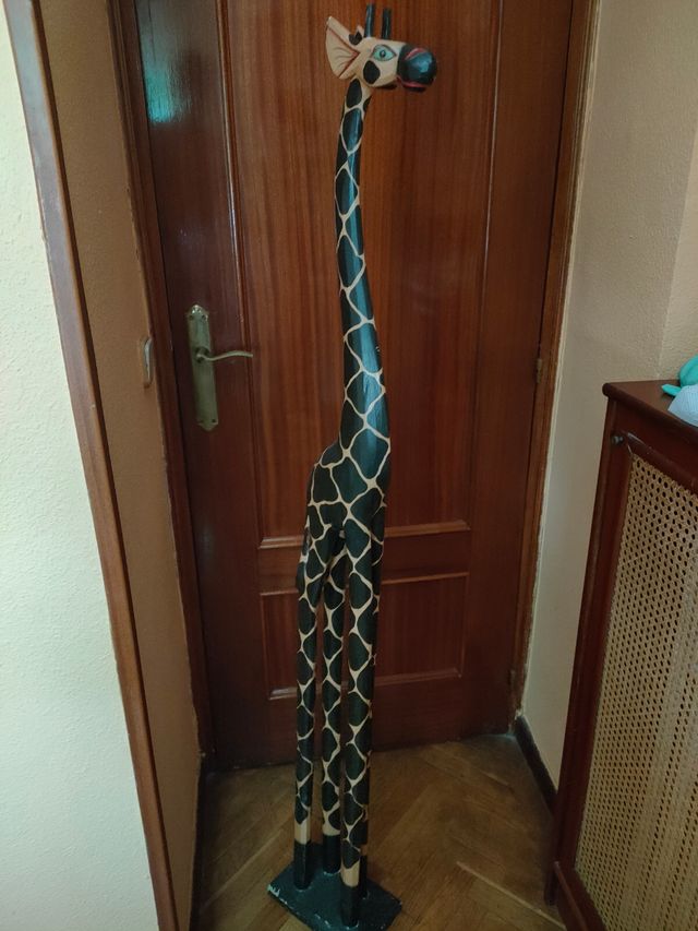 Jirafa de madera