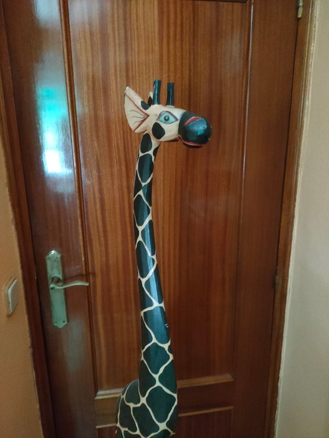 Jirafa de madera