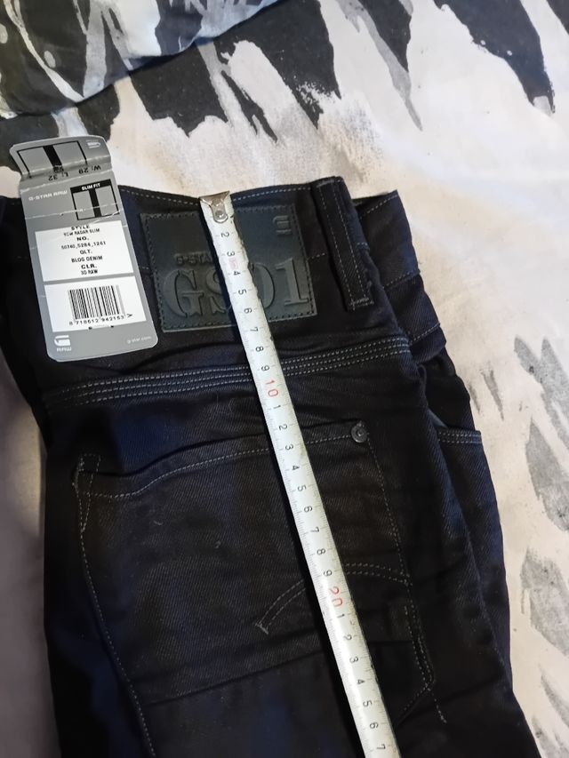 pantalon sin estrenar,lo vendo por confusión