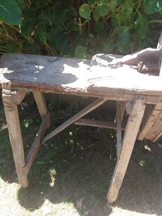 Antigua desgranadora de maíz