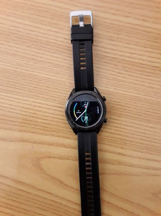 reloj Huawei watch GTE98 con cargador