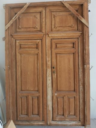 Puerta madera 
