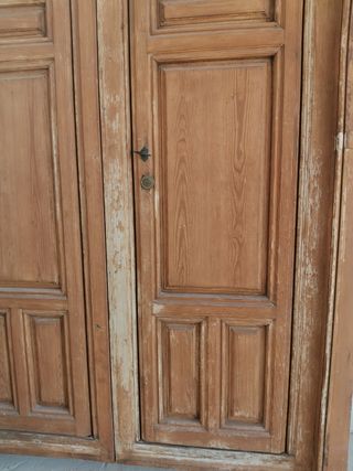 Puerta madera 