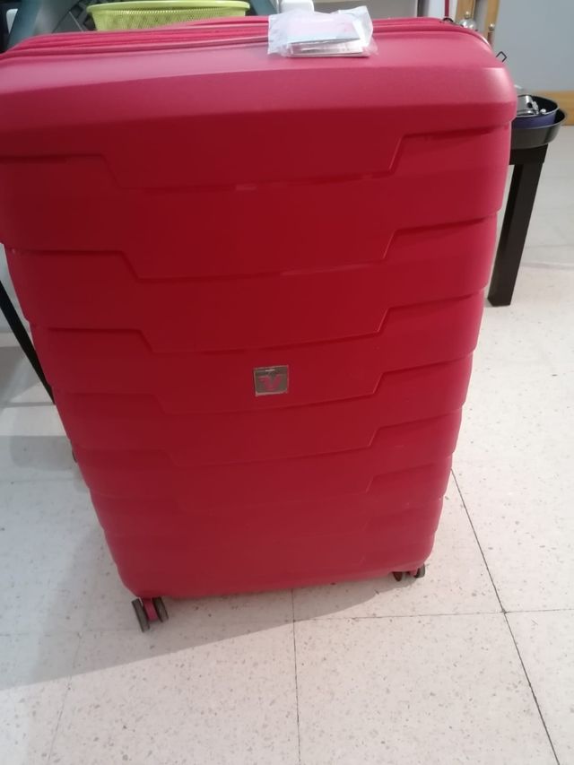 Maleta Roncato grande Sin estrenar