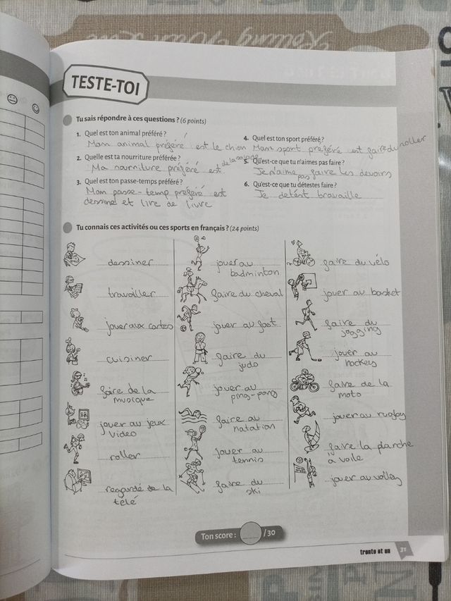 Leia etc. Compagine French 1 Tisso.